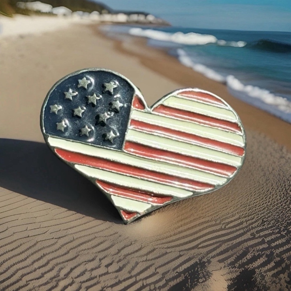 Vtg KC American Flag Heart Brooch Red White Blue Patriotic USA Pin Silver Tone